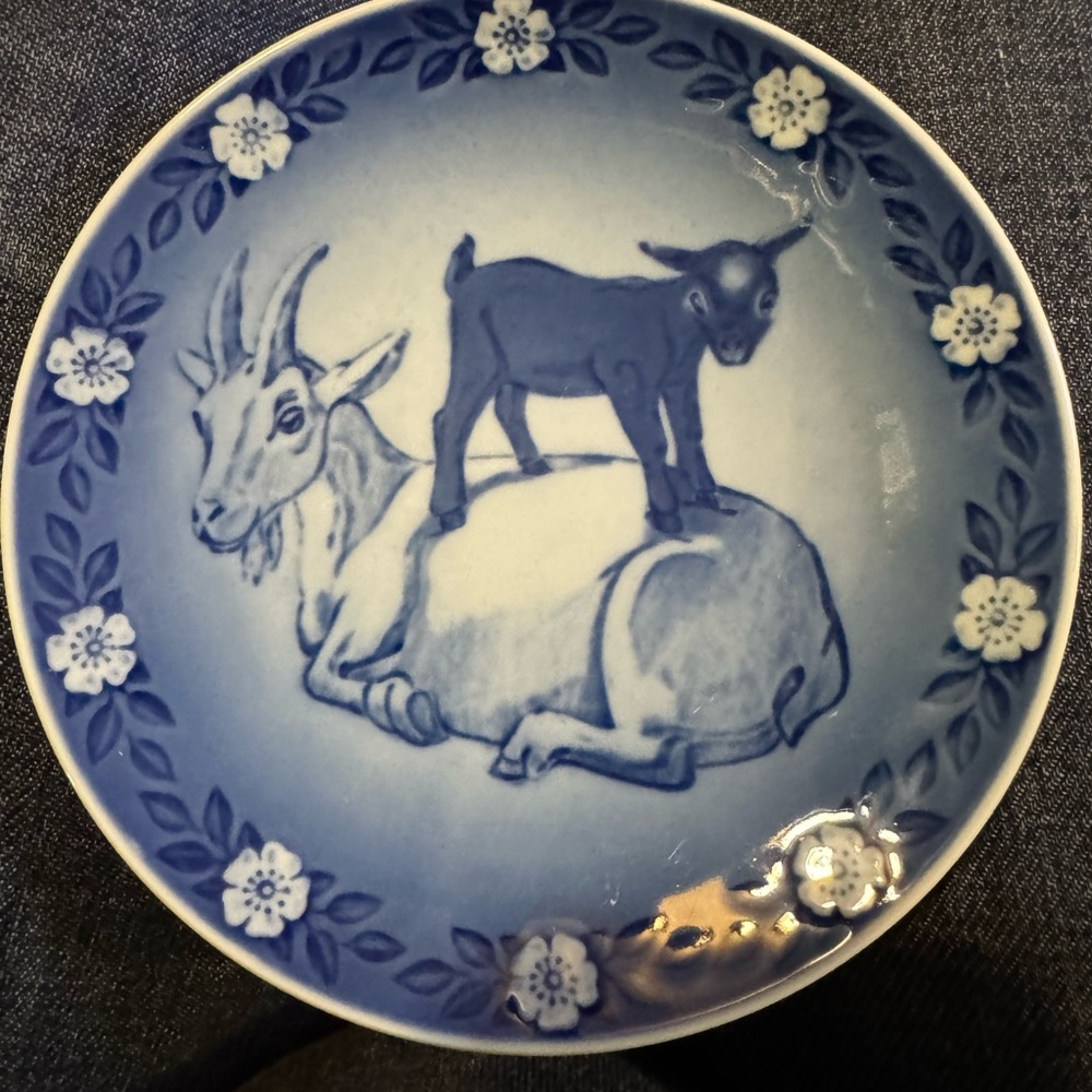 Vintage Royal Copenhagen Blue and White Porcelain Plate- 1987 Mother’s Day
